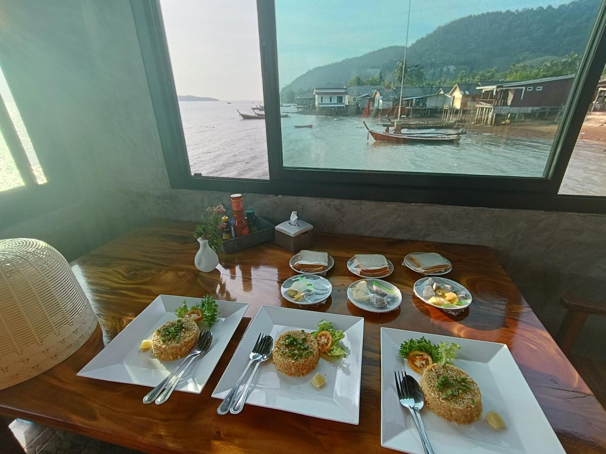 Апартаменти Poohry Seaview Ко-Ланта Екстер'єр фото